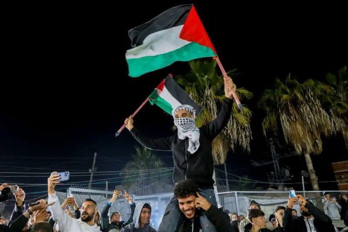 warga-gaza-dan-israel-rayakan-kesepakatan-gencatan-senjata-dan-pembebasan-sandera-di-gaza Internasional